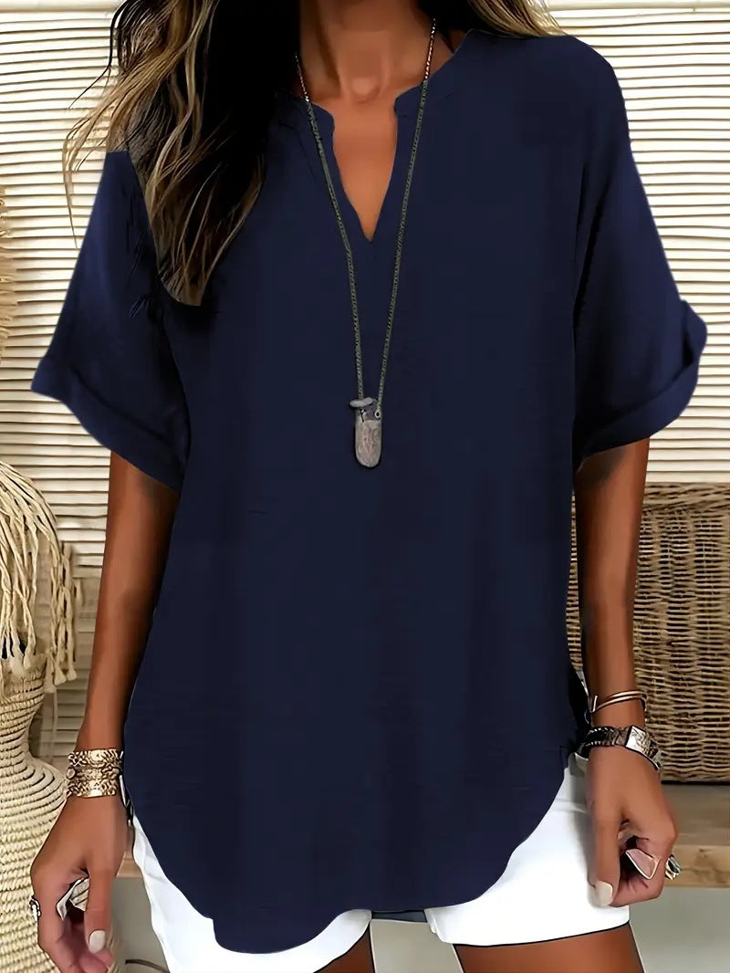 La Blouse Fluide à Col en V Évasé