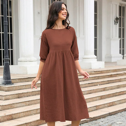 La Robe d’Été Fluide : L'Alliance Parfaite du Charme et de la Légèreté